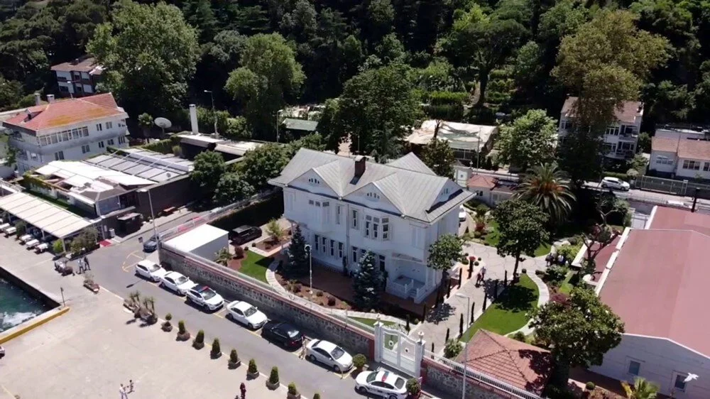 Sarıyer'deki Memduh Paşa Yalısı'nda film gibi soygun: Çuval çuval para çaldılar...